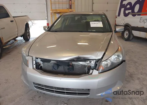 2009 Honda Accord 2.4 Ex-L из США, поврежденный, VIN 1HGCP26899A093143